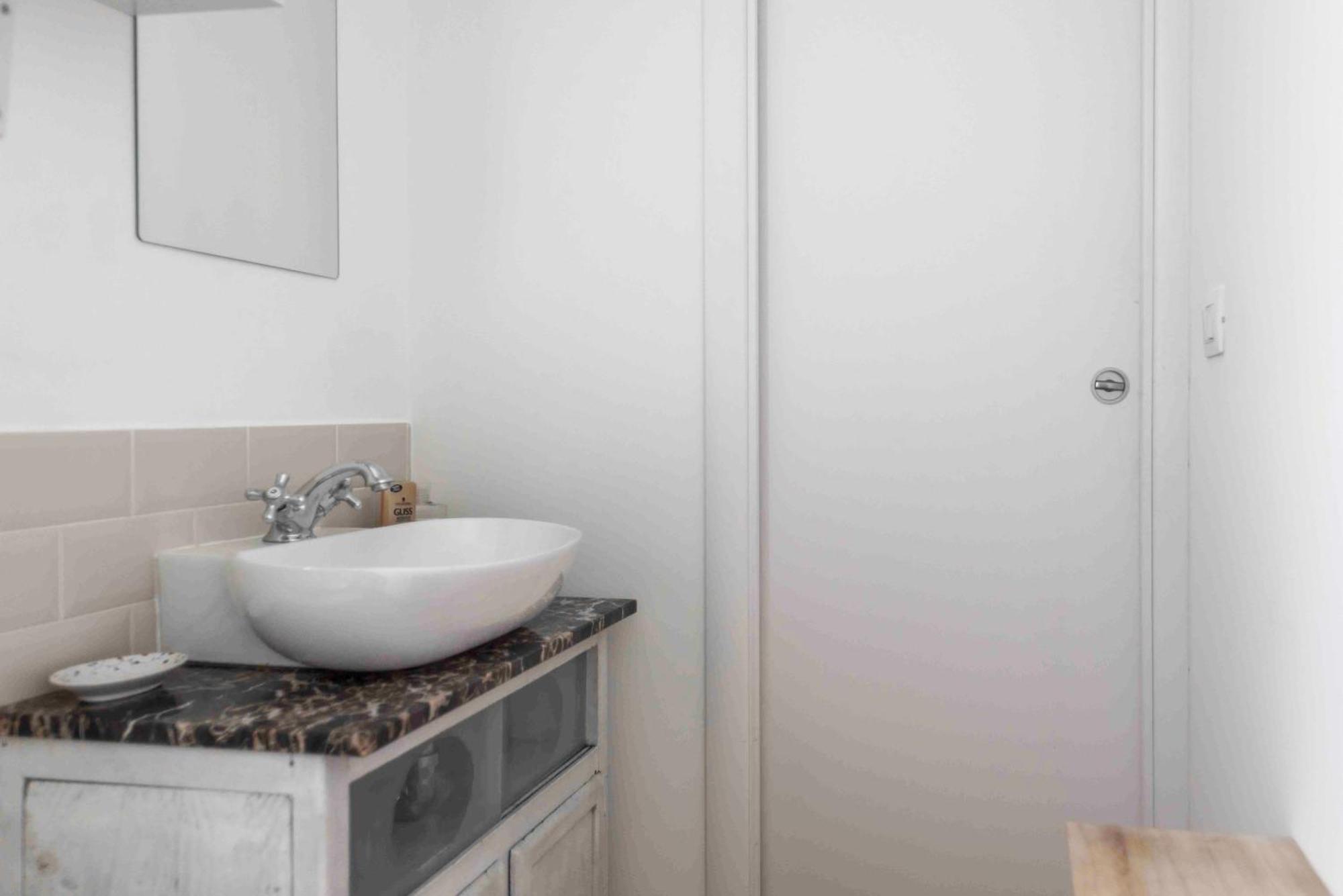 Rosy'S House Un Attico A Due Passi Dall'Acquario Parking Free Apartment Genoa Luaran gambar