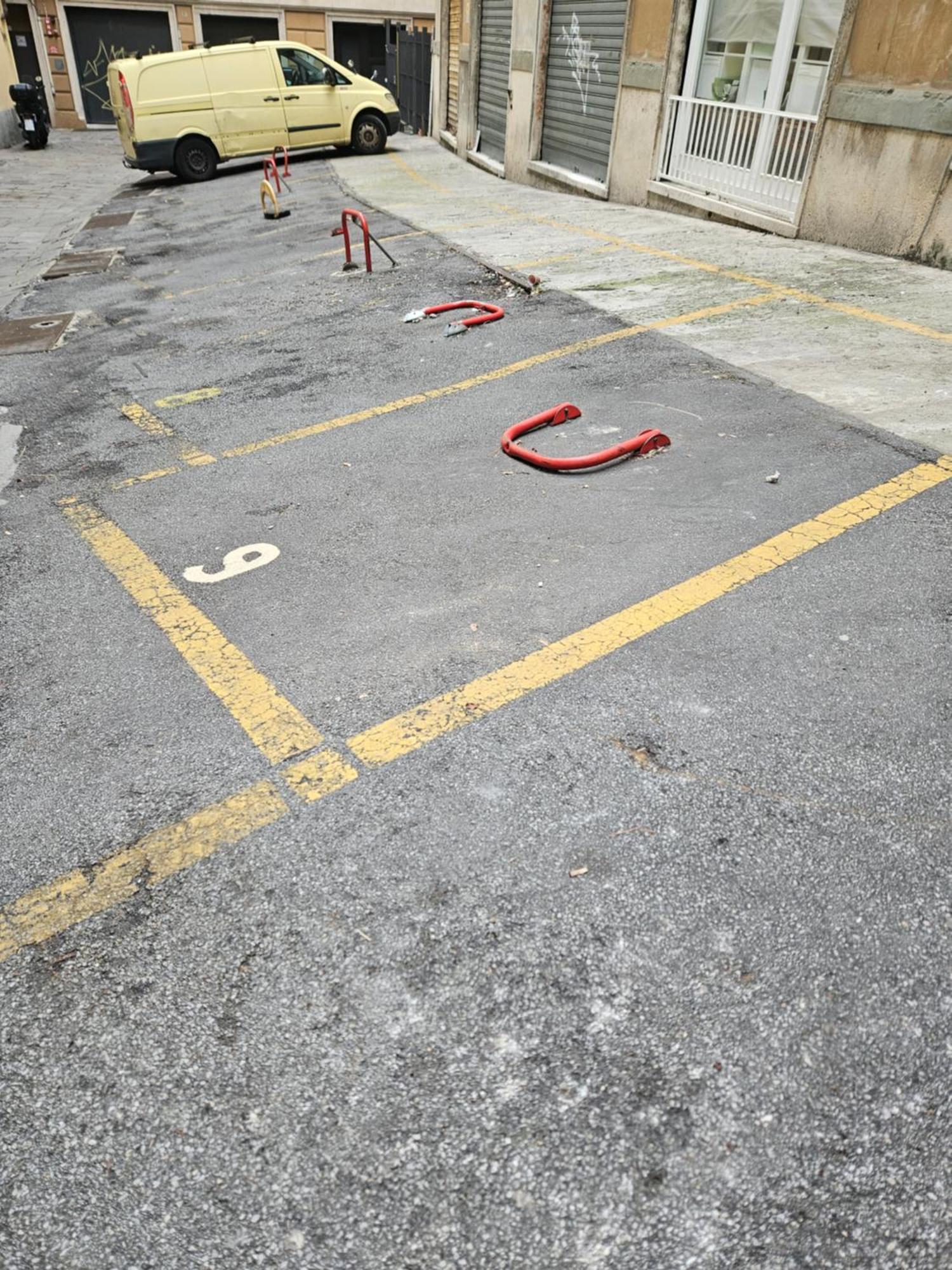 Rosy'S House Un Attico A Due Passi Dall'Acquario Parking Free Apartment Genoa Luaran gambar